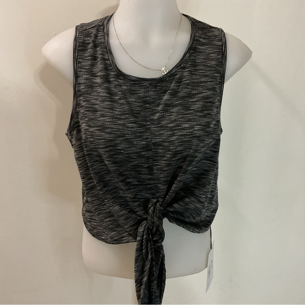ZYIA Gray Crop Tank Top Size M NWT